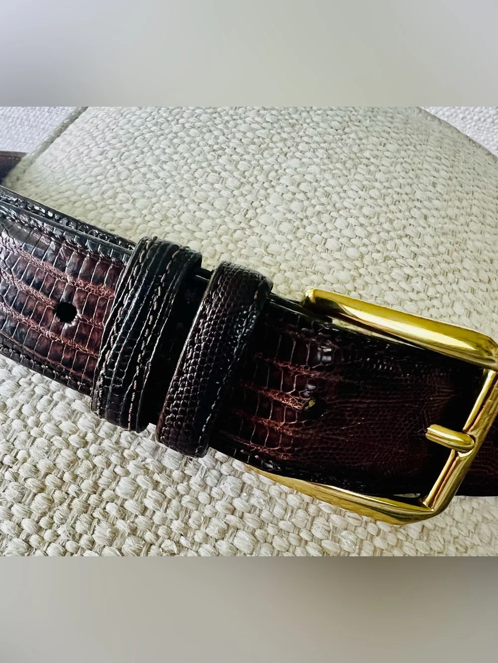 Allen Edmonds Exotic Teju Lizard Men’s Belt, Size 36, Brown, Gold Brass Buckle